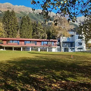 https://haus-der-freundschaft-familiengastehaus-hoch-innsbruck.innsbruckaustriahotels.com