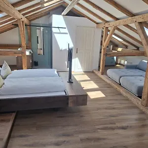 https://apartments-bergstrasse.saalbachhinterglemmhotels.com